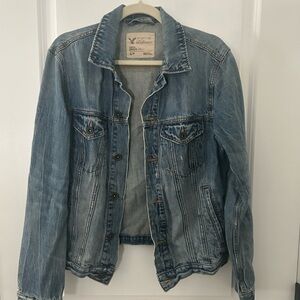 American Eagle Outfitters Classic Medium Wash Denim Jacket – Size Small